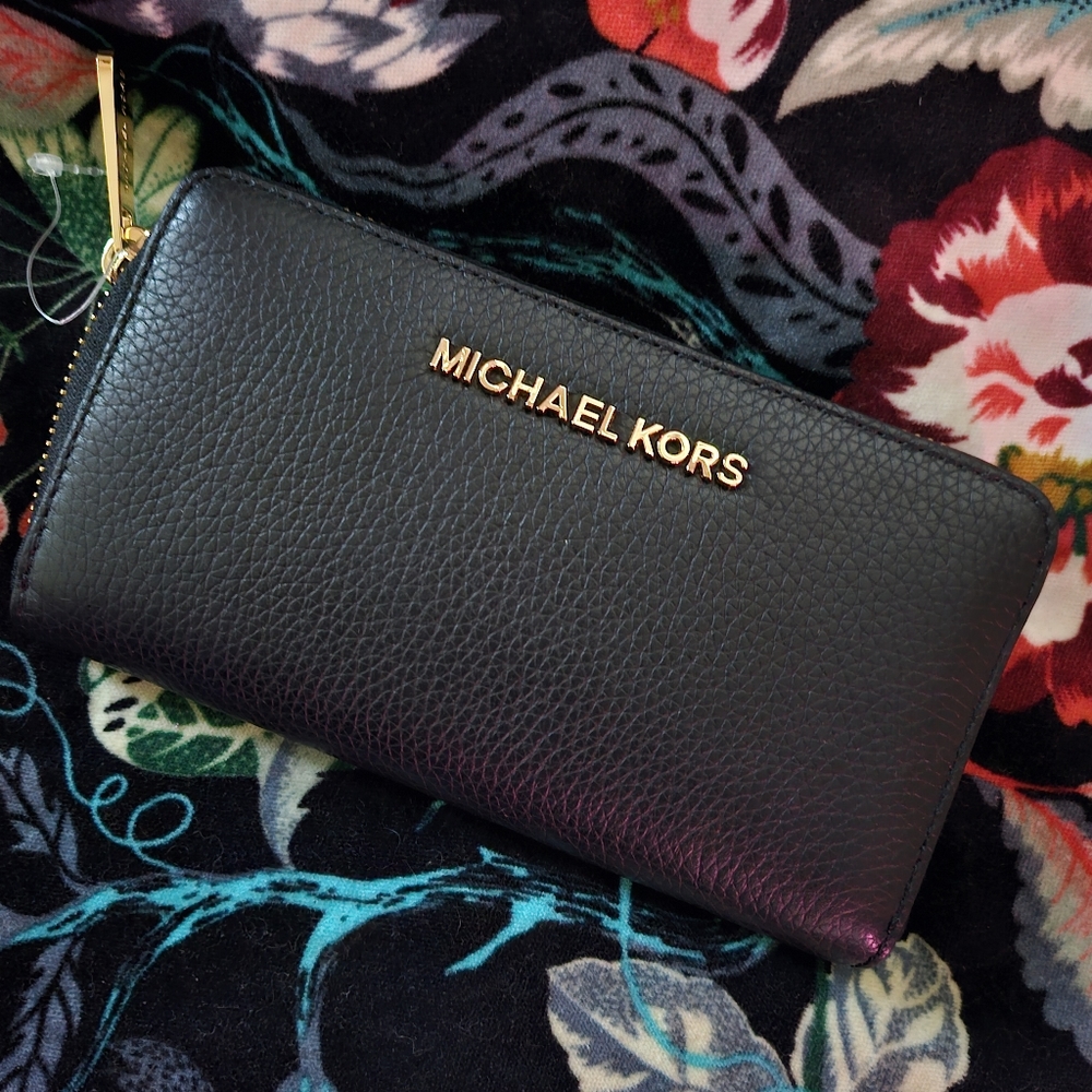 MK Leather wallet
